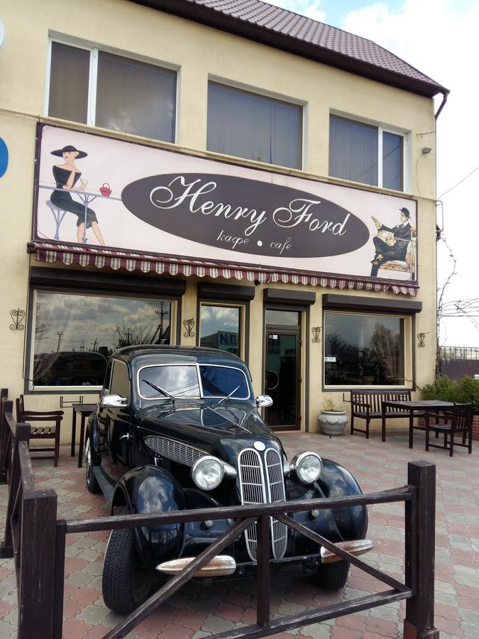 Henry Ford Mini Hotel 敖德萨 外观 照片